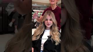 Eliminiamo queste fastidiose barrature sui capelli di Maddalena 🙅🏻‍♀️frenchbalayage blondehair [upl. by Hanahs]