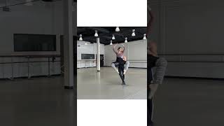 Tchaikovsky Pas de Deux Rehearsal 🤍 ballet balletboys balanchine [upl. by Gris]