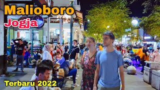 Suasana Malioboro Yogyakarta Terbaru 2022  Pasar Beringharjo Buka Sampai Malam Hari [upl. by Dibrin]