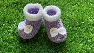 How to crochet newborn booties easy amp beginners friendly baby booties tutorial [upl. by Kinch]