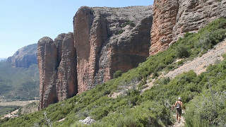 CIRCUITO POR LOS MALLOS DE RIGLOS [upl. by Halet366]