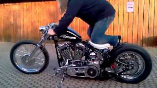 Harley Evo Bobber first Kickstart [upl. by Atsirhc]