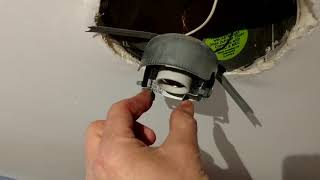 Making LED retrofit recessed lights with spring loaded pins work with Lightolier type recessed cans [upl. by Derf113]