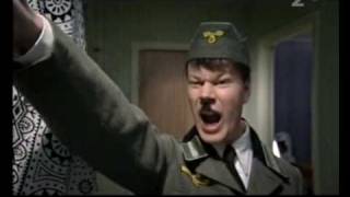 Johan Glans som hitler [upl. by Adnylg]