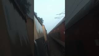 okha dwarka express train railwayfans expresstrain railway railwayfanexpress highspeedtrain [upl. by Jarvis]