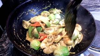 Thai rice recipe  The Green Curry Fried Rice ข้าวผัดแกงเขียวหวาน [upl. by Oswal225]