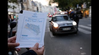 Paris Caradisiac a testé la Zone à trafic limité [upl. by Niwri]