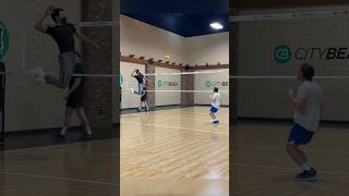 Middles BOUNCING Shoot Sets and building that Setter↔️Middle connection 👍 volleyballtraining [upl. by Anstice391]