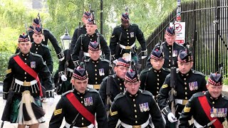 Soldiers from the Royal Regiment of Scotland arrive at Edinburgh Castle  King Charles Proclamation [upl. by Umeko552]