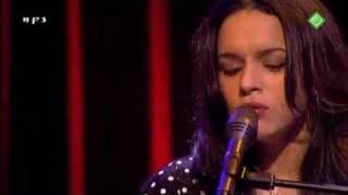 04 Norah Jones  Sunrise live in Amsterdam [upl. by Northington]