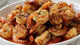 Quick amp Easy Garlic Butter Shrimp  How To Make Garlic Butter Shrimp Skillet [upl. by Xenos]