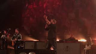 Elbow performing One Day Like This at Victorious Festival 27th August 2017 [upl. by Adnalay365]