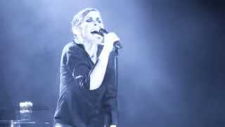 Alison Moyet Yazoo LIVE quotSituationquot Berlin Feb 18 2015 [upl. by Yebot359]