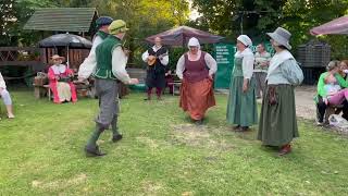 The Vale Islanders dancing The Old Mole at The Fox Denchworth [upl. by Gilda]