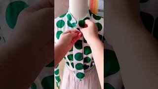 bowknot how to tie a bowknot dressing tips [upl. by Eseuqram934]