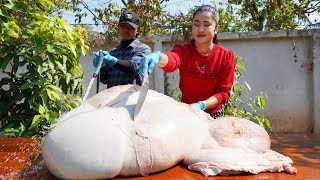 Mommy Sreypov cook big beef stomach for children  Beef stomach cooking  Cooking with Sreypov [upl. by Leima]