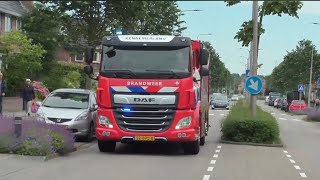 Brandweer Velsen Zuid 2X WT 122462 8X TS 122430 9X HW 122450 1X WO 122410 met spoed naar meldingen [upl. by Annemarie]