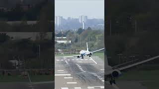 INSANE 737 Crosswind Landing shorts [upl. by Luckett]