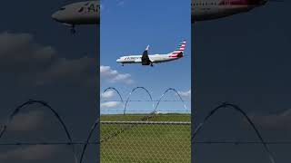 American Airlines 737800 arriving at CLT [upl. by Vilhelmina]