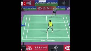 Nice rally Tiago Berenguer vs Bismo Raya Oktora at World Junior Championships  badmintonrally [upl. by Nosemaj]