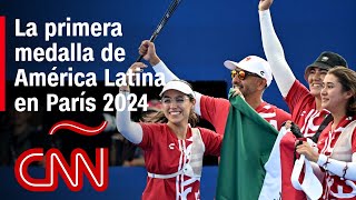 México consigue su primera medalla en París 2024 [upl. by Ahsart]