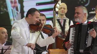 Ionică Minune și Orchestra Fraților Advahov [upl. by Ellehcram]