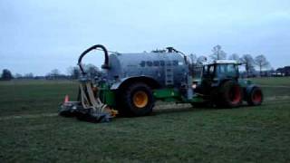 Fendt 30890 Injecteren met Joskin Cobra 9000es [upl. by Enitsej]