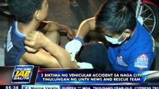 2 biktima ng vehicular accident sa Naga City tinulungan ng UNTV News and Rescue [upl. by Nospmis304]