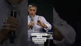 Parte 1 Pastor Cristiano culpa a ateos y gays de lo que pasó en Israel [upl. by Airdnal]