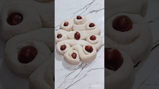 Pastry cake recipeshortsCreative and simple way to shape dougharjuk2 [upl. by Maryellen]