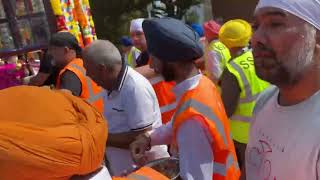 UK Sikh Festival serves Free Vegetarian Food and Drinks to Ilford Community 01 Sept 2024 [upl. by Leroi98]