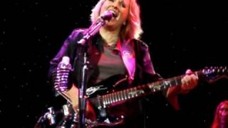 Melissa Etheridge  Its Christmas Time [upl. by Ttocserp350]