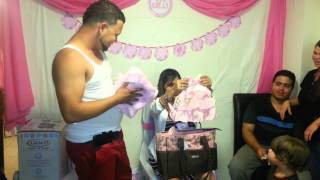 abriendo los regalos del baby shower de caro [upl. by Conni146]