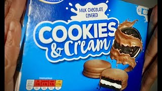 Reviewing the Belmont Milk Chocolate Covered Cookies amp Cream Biscuits [upl. by Mellie]