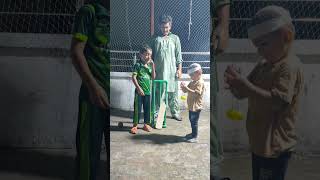 ChotacricketerFaizan and cute cricketer play clacker very well ❤️‍🩹subscribe youtube shortsviral [upl. by Ettevey224]