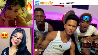 LLEVANDOLE SERENATA a DESCONOCIDAS en OMEGLE 🔥 [upl. by Mattheus798]