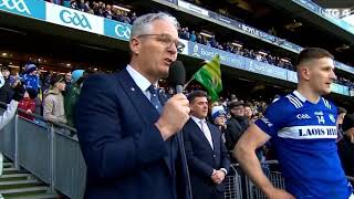 BRAVE MAN JARLATH BURNS SPEAKS BEAUTIFUL IRISH TO CROWD WHO CHOOSE 2 SPEAK BRITANNIAS ENGLISH DAILY [upl. by Ennairac]