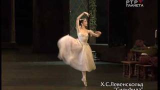 Bolshoi Ballet  La Sylphide [upl. by Ailed]