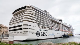 Kreuzfahrtschiff MSC Fantasia Einlaufen in Genua nach 12 Tage Kreuzfahrt [upl. by Lesser]