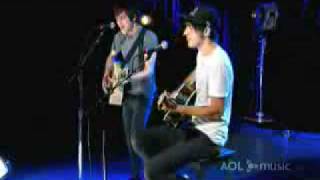 Boys Like Girls  Thunder acoustic  AOL Sessions [upl. by Buchheim992]