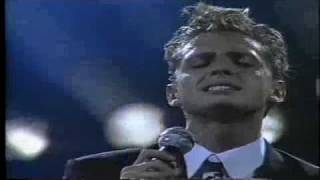 Luis Miguel FRIA COMO EL VIENTO 1990 [upl. by Morlee]