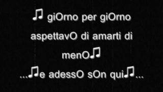 E cè una cosa che non sai  Gigi Finizio Testo [upl. by Yadseut]