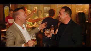 Jannes amp Grad Damen  Doe Mij Een Borrel En Een Biertje Officiële videoclip [upl. by Kaiser648]