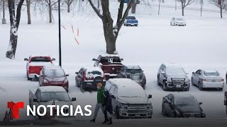 Imágenes de la tormenta invernal que golpea casi todo EE UU Full Replay  Noticias Telemundo [upl. by Kerr]