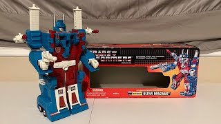 ULTRA MAGNUS G1 Reissue Review [upl. by Tibbetts]