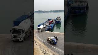 Truck driver carries broken glass across the river by boat Ferry crossing the river Safety is [upl. by Mord364]