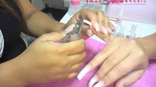 Como usar o Alicate para cortar tipsunhas da Magic Nailsmov [upl. by Efthim]