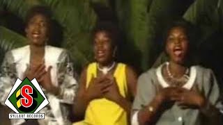 Kouyaté amp Kouyaté  Conakry feat Kaabi Kouyaté Clip Officiel [upl. by Lunt]