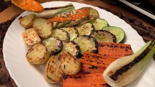 Receta parrillada de verduras con salsa romesco [upl. by Ellenhoj558]