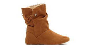 BEARPAW Haille Packable Travel Boot with Drawstring Bag [upl. by Oiligriv]